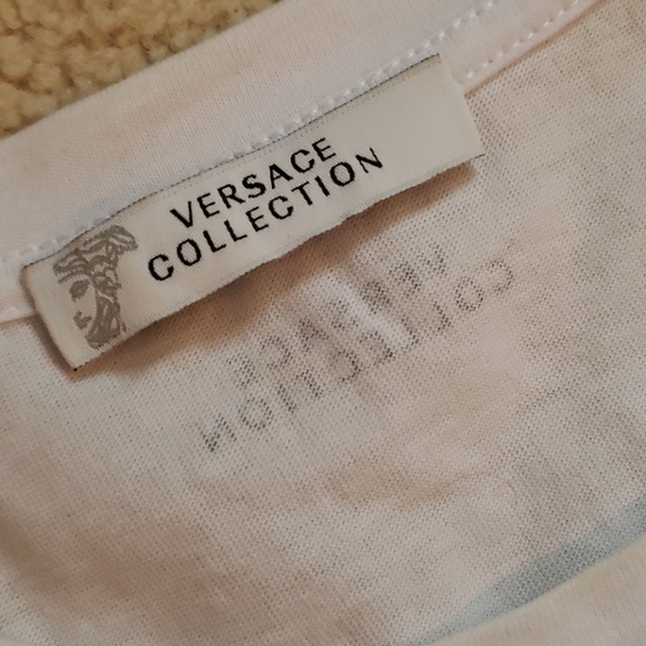 Designer classic tee - Picture 2 of 5